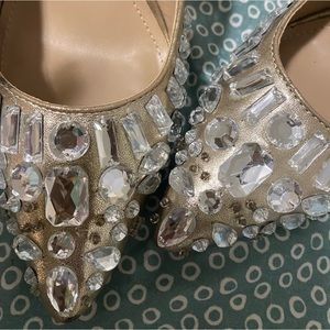 Steve Madden Embellished Rhinestones Pumps